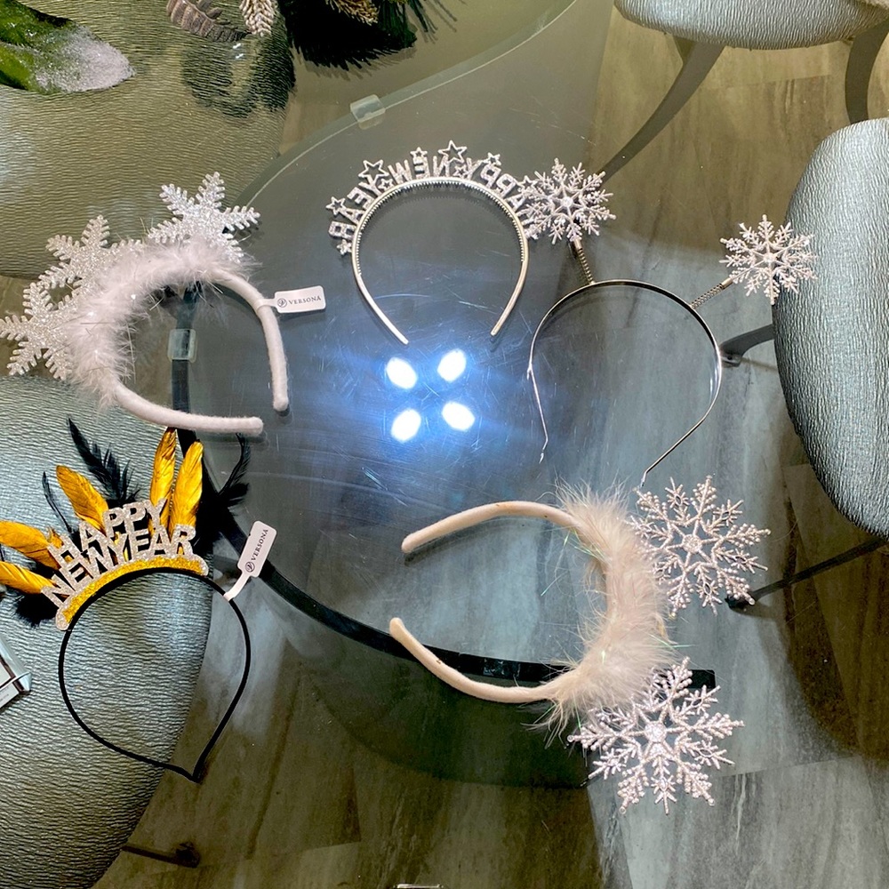Hair accessories for Holidays each one $7